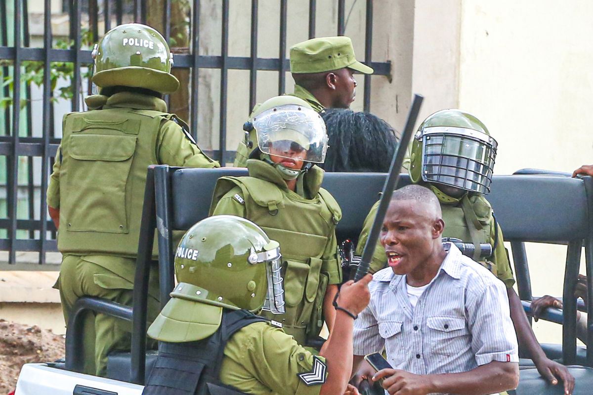 Kwa sasa, tusikubali kutumika. Tuchambue fact. Tuilinde amani yetu. Siasa itapita, lakini taifa ni letu sote.